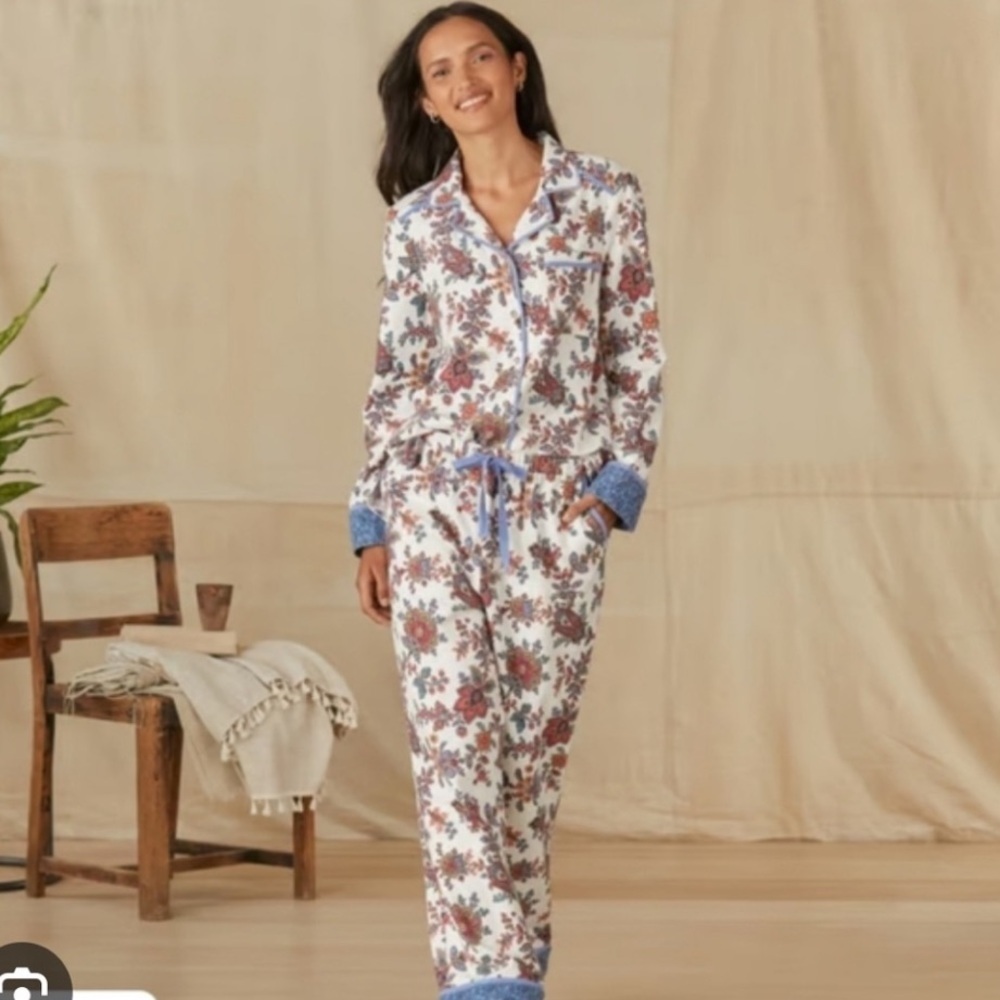 Sundance Bed of Flowers Cozy Paisley Pattern long sleeve Cotton Flannel pajamas